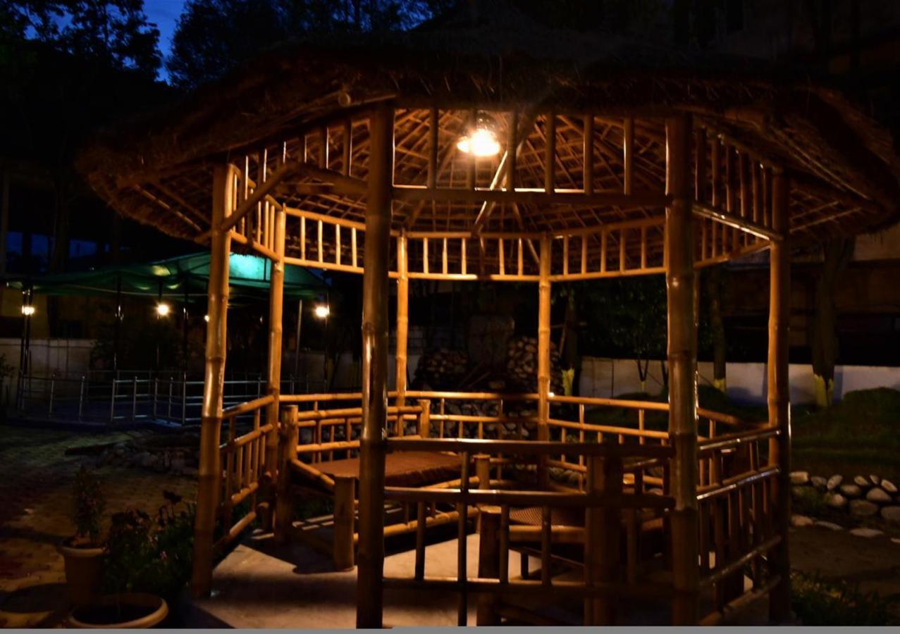 Nirvana Guest House Guwahati Esterno foto
