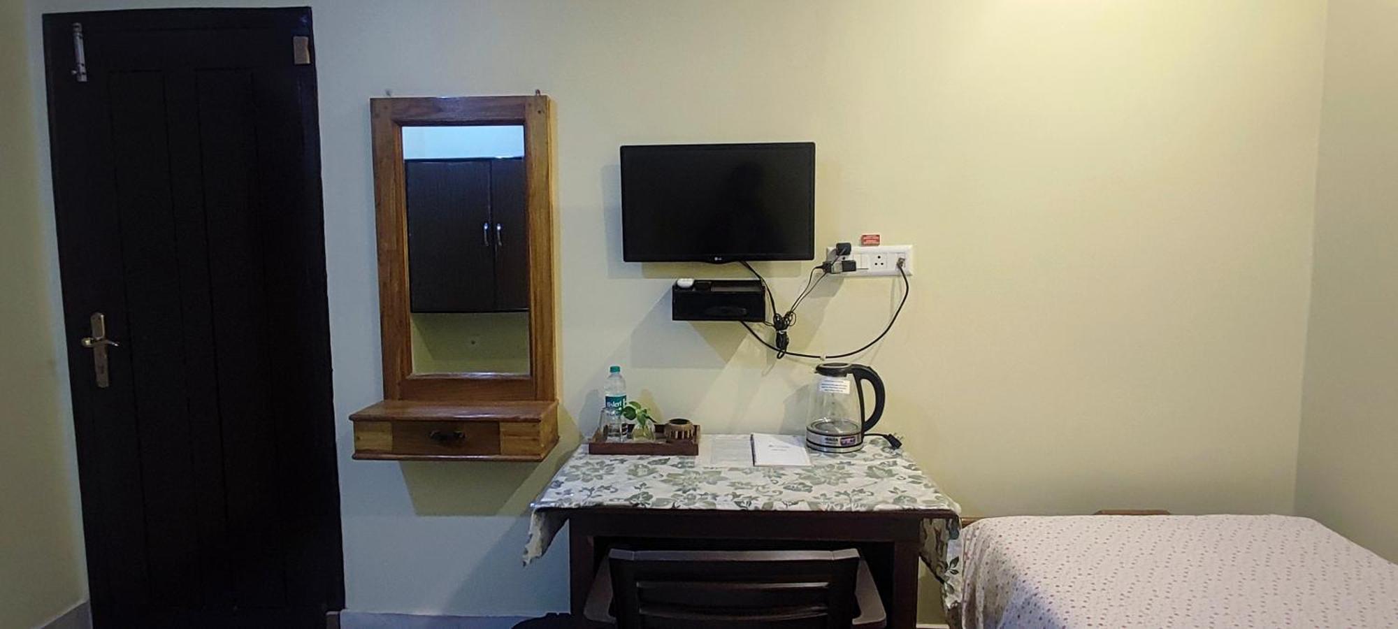 Nirvana Guest House Guwahati Esterno foto