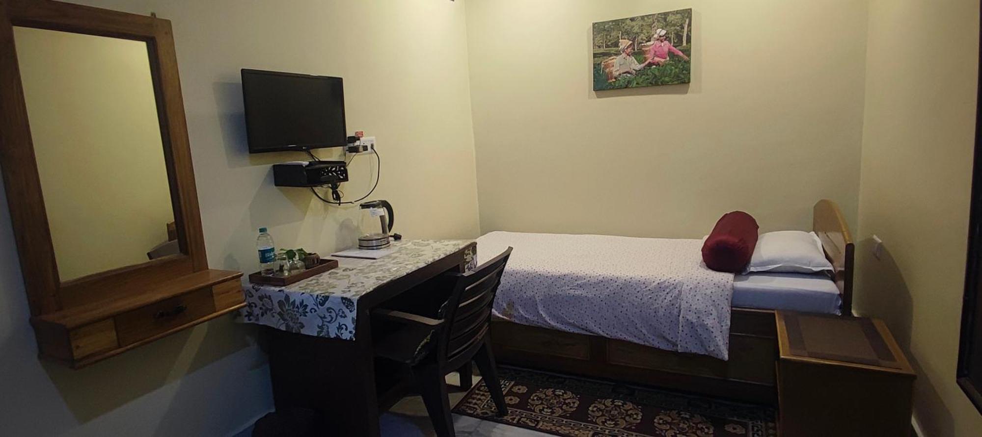 Nirvana Guest House Guwahati Esterno foto